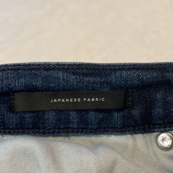 7 For All Mankind- โPaxtynโ Mid-Rise Cropped Distressed Med Wash Jeans- Size 30 - Picture 6 of 11